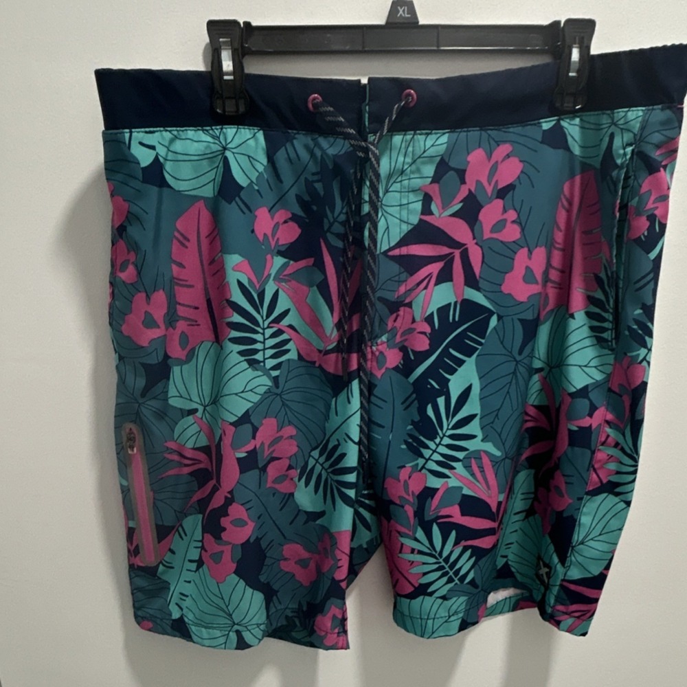 ZeroXposur  L Men's Pink Teal Navy‎ Floral Board Shorts Tropical Beach Swimwear
